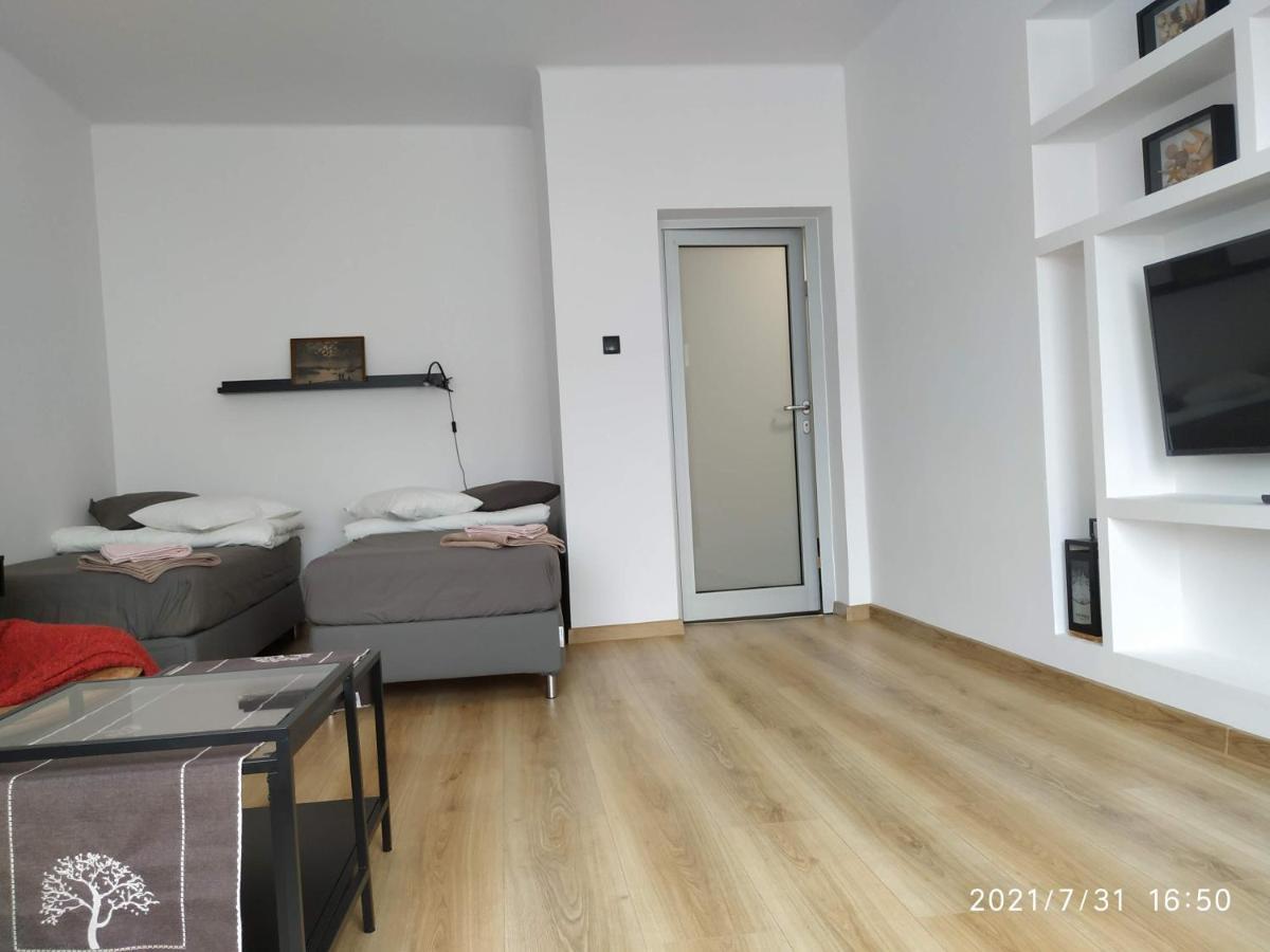 Apartament Przy Parku Srodmiescie กดัญสก์ ภายนอก รูปภาพ